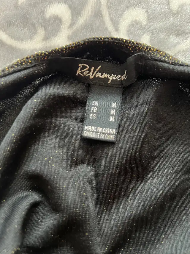 ReVamped Women’s Black & Gold Sparkly Bodysuit  in Women's - Tops & Outerwear in Oshawa / Durham Region - Image 7