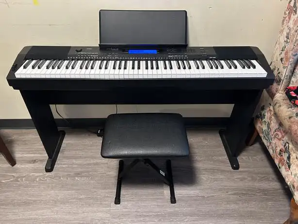 Casio Piano CDP240R Plus Stand, Pedal, Stool (88 Weiggted Keys) in Pianos & Keyboards in City of Toronto - Image 3