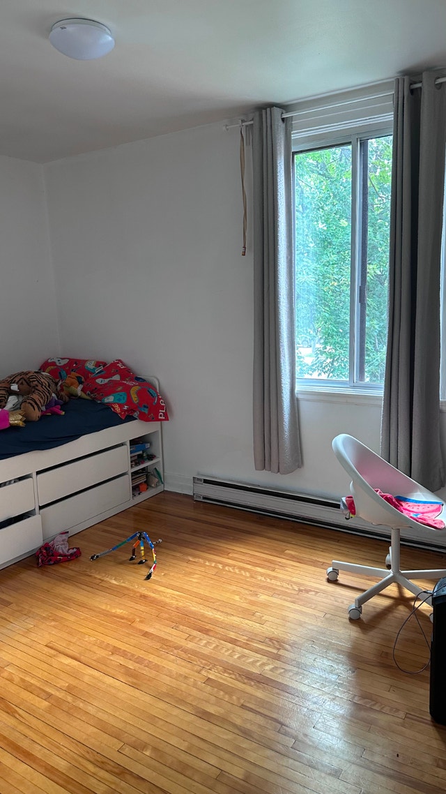 Beautiful Renovated 5-1/2 Apartment for Rent! — photo 2
