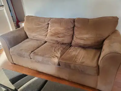 Free Couch, View more