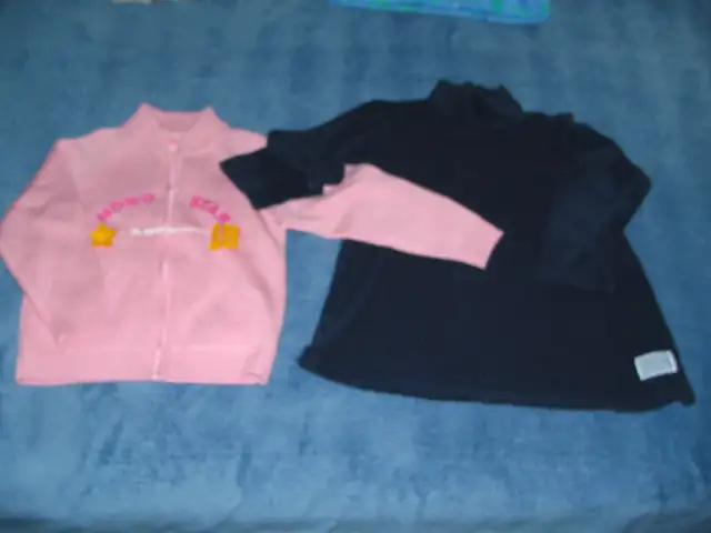 size 6 girl's 4 pieces for $17 in Kids & Youth in Oshawa / Durham Region - Image 3