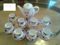 A Set of Coffee Pot and 8 Coffee Cups, Rarely be Used, Like New