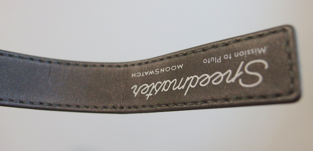 OMEGA MOONSWATCH MISSION TO PLUTO BRAND NEW WATCH NEVER WORN in Jewellery & Watches in City of Montréal - Image 9