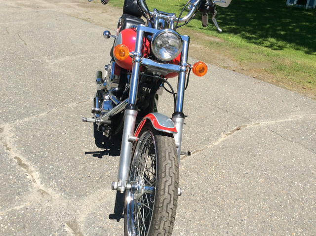 Softail Custom original 1998, Harley Davidson, 25,000km moteur 1 in Touring in Sherbrooke - Image 4