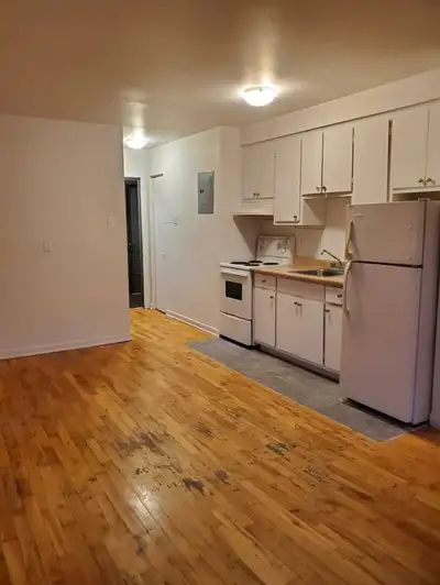 2 1/2 Chambre fermée tout inclus