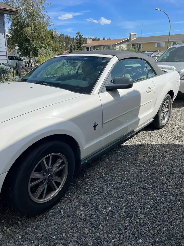 2006 Ford Mustang Convertible 