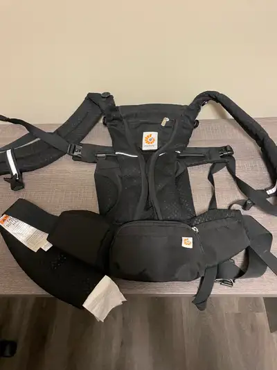 Ergobaby Omni Breeze, View more