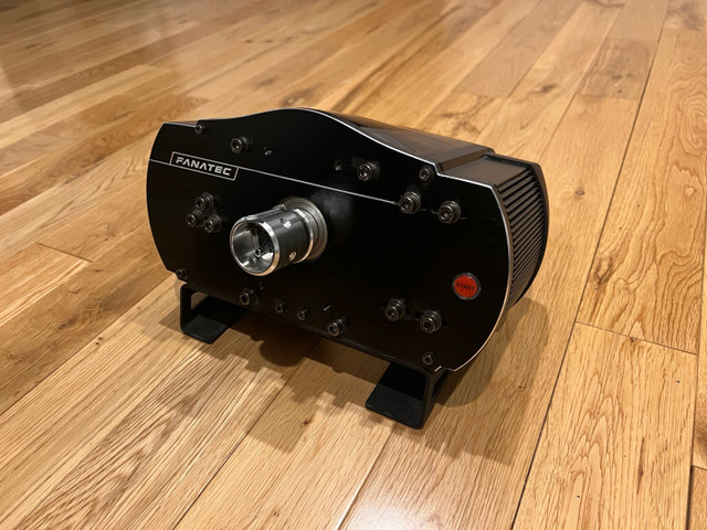 Fanatec Clubsport V2.5 Wheelbase in Other in Burnaby/New Westminster