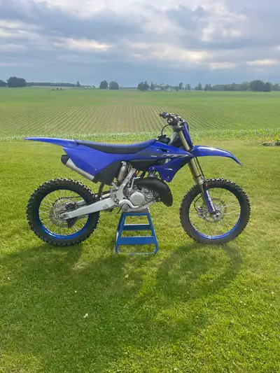 2023 yz125 runs good 38 total hours top end done at 24 hours bearings all greased start of this seas...