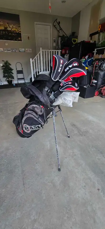 Golf clubs set, View more