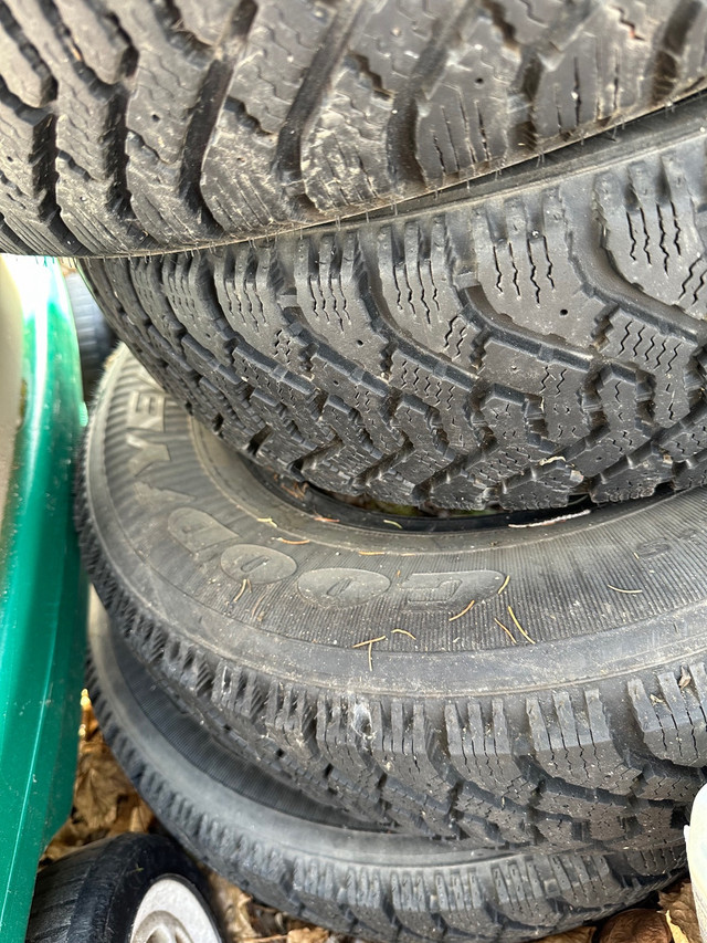 205 75/R14 Goodyear Nordic winter tires in Tires & Rims in Kawartha Lakes