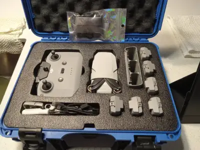 Drône DJI Mavic Mini 2 neuf, il n'a jamais volé, avec bcp d'accessoires, 6 batteries, coffre Nanuk.....