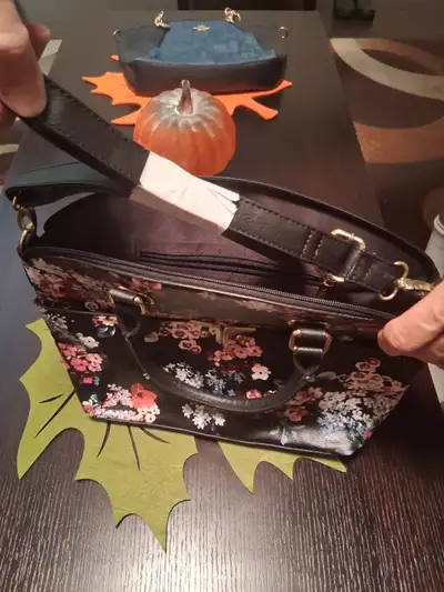 Bueno Purse, View more