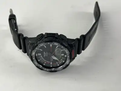 Selling a Casio Protrek PRT-B70-1 Men's Analog Digital Watch. It's pre-owned and in good condition....