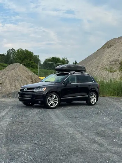Infos: 2012 Volkswagen Touareg VR6 (3.6) 7700LB towing capacity AWD 295 000km Options: Roues 20 pouc...