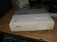 epson emp-83h 56 hours on it ONLY almost new -- many other proje