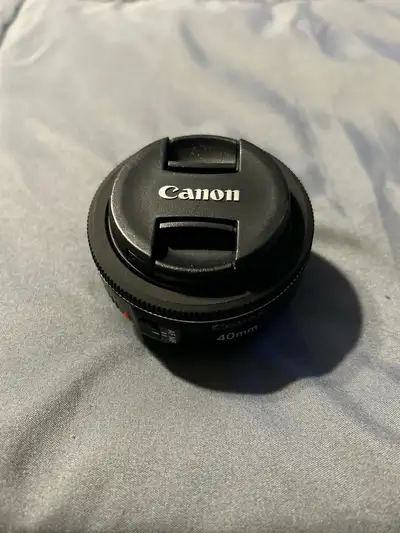 Canon EF 40mm f/2.8 STM AF Macro Pancake Lens w/caps. Mint, View more