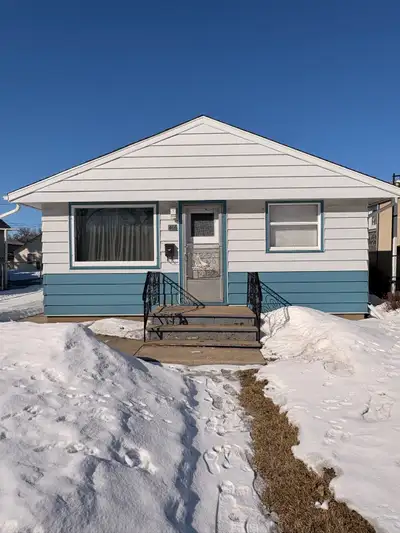 Two-Bedroom Home for Rent – Churchill Downs, Regina Available May 1, 2026, this two-bedroom home is...