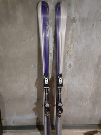 Atomic Skis with Bindings