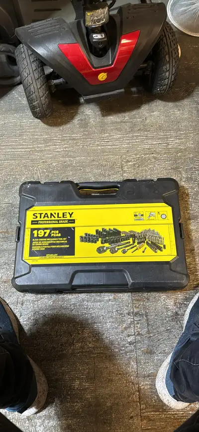This is a Stanley 197-piece black chrome mechanics tool set, perfect for a variety of tasks and proj...