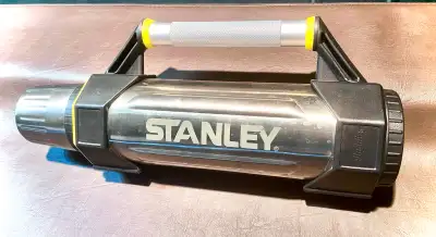 STANLEY Stainless Steel BOLT THERMOS Known for its rugged design and stability. Durability: Made wit...