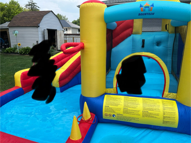 Inflatable water slide  in Water Sports in Napanee