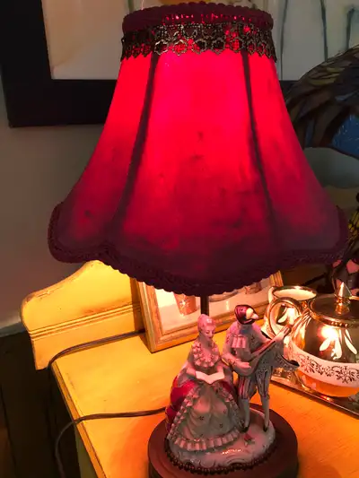 Différentes petites lampes boudoir, View more