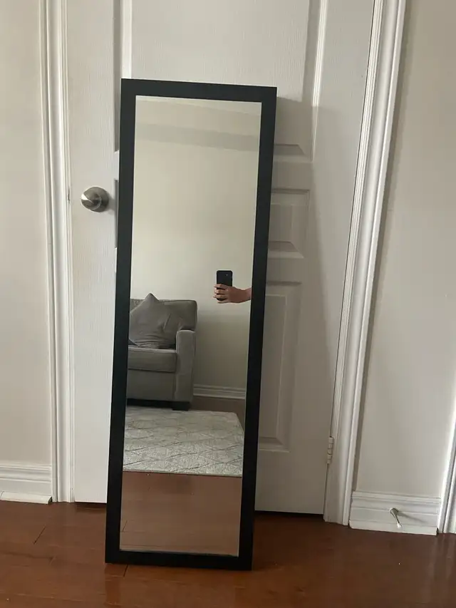 Make up mirror with storage64520004646273121