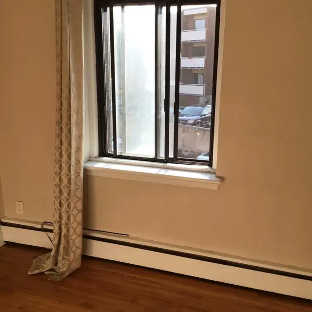 Room Near Carleton U, Algonquin College and The Civic Campus in Room Rentals & Roommates in Ottawa - Image 10