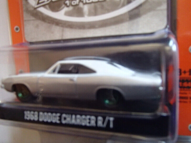 1:64 Greenlight Hobby Distributor Excl 1968 Dodge Charger R/T gm in Toys & Games in Sarnia - Image 4