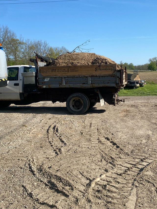 Chevy 3500HD Dump in Cars & Trucks in Windsor Region - Image 2