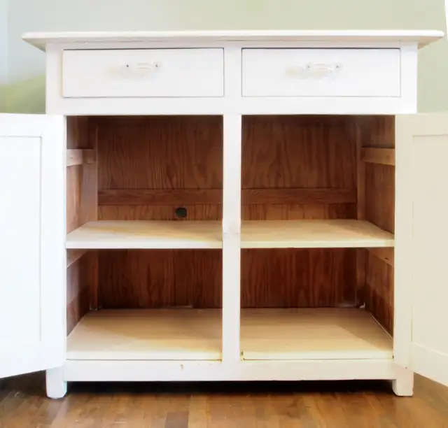 Vintage Shabby Chic Cabinet in Hutches & Display Cabinets in Calgary - Image 3