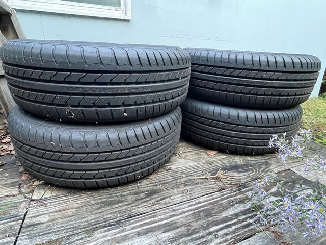 195/60R15 Tires on Alloy Rims (Like New on 2010 Kia Rio 5) $550  in Tires & Rims in Thunder Bay - Image 2