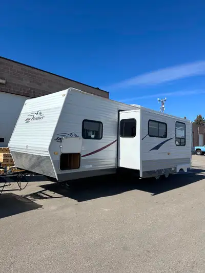 2008 Jayco Jayflight 30 BHS. For sale by original owner. - sleeps 10 (quad bunk room with accordion...
