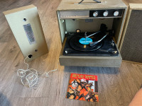 RCA Victor stereo record player with speakers