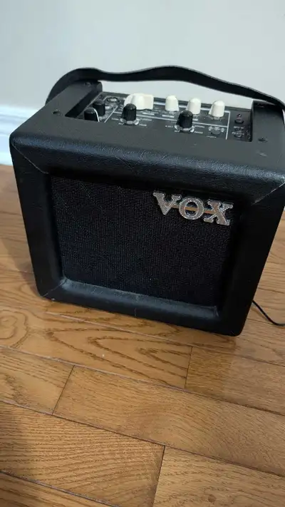 VOX MINI GUITAR AMPLIFIER, View more