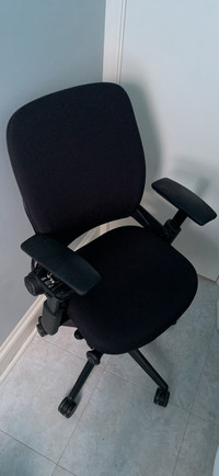 Steelcase Leap V2 chair