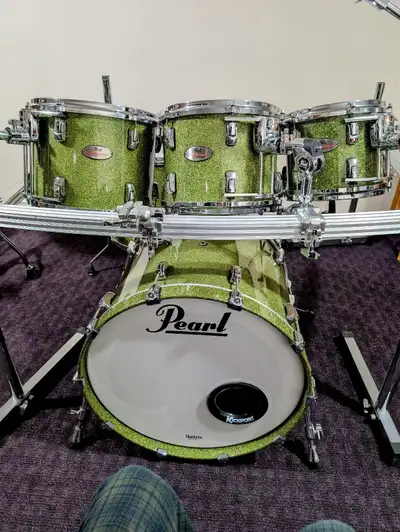 Pearl Reference Drum Kit. like new., View more