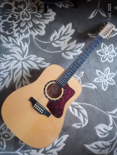 Superbe Guitar acoustic Norman B50 12 all in solid wood like new, View more