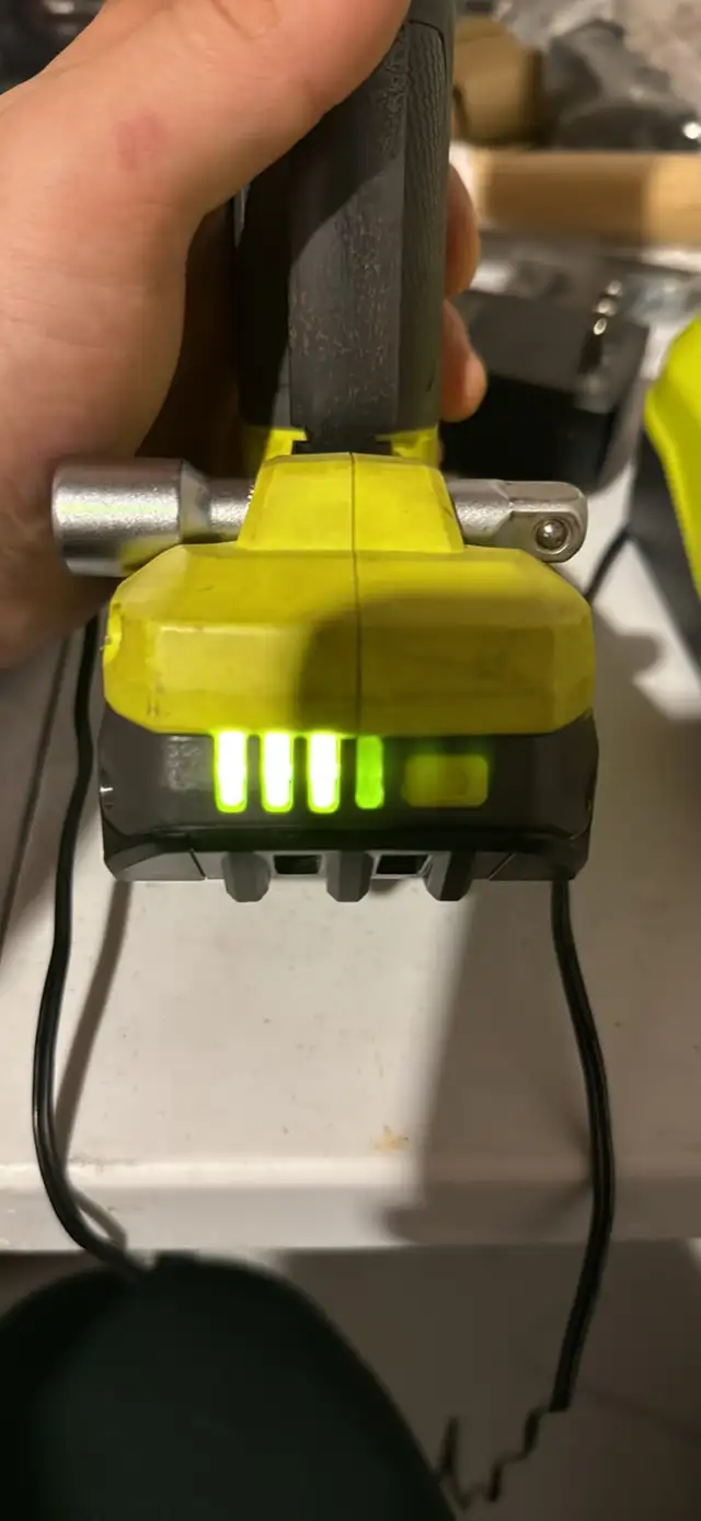 RYOBI P344 18V ONE+ 3/8-inch Compact Power Ra in Power Tools in Petawawa - Image 8