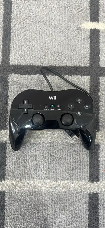 Official Nintendo Wii Pro Controller Classic Black RVL-005 Tested & Works