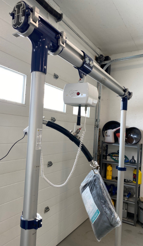 Portable 2 post patient lift  in Health & Special Needs in Saskatoon - Image 3