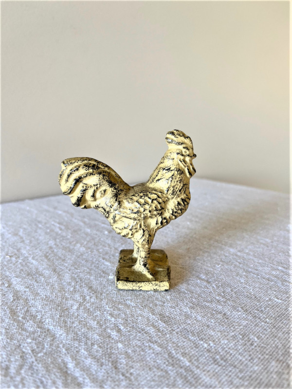 CAST IRON METAL ROOSTER STATUE PAINTED VINTAGE in Arts & Collectibles in Edmonton - Image 3