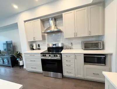 Twostory Townhouse : 3 Bedroom, 2.5 Bath + Finished Basement