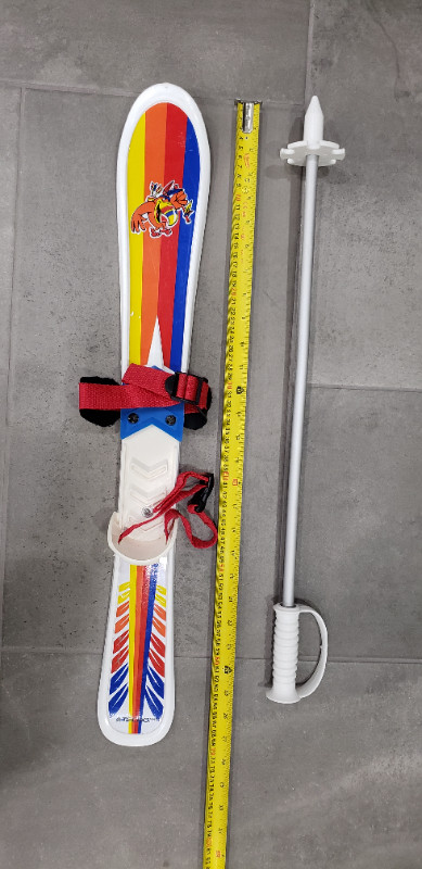 Kids skis, use with regular snow boots. in Ski in Oakville / Halton Region - Image 3