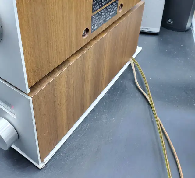 974-75 YAMAHA CT-600 NATURAL SOUND AM/FM STEREO TUNER - TESTED in General Electronics in Markham / York Region - Image 4