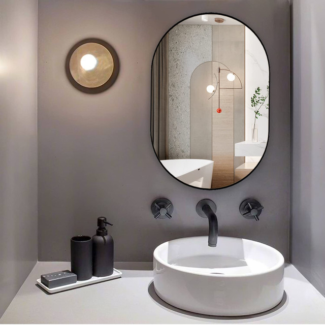 New Manocorro Black Oval Wall Mirror, 20" x 30" in Home Décor & Accents in City of Toronto - Image 4