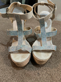 Cute summer sandals. Size 7.5   Only worn once!