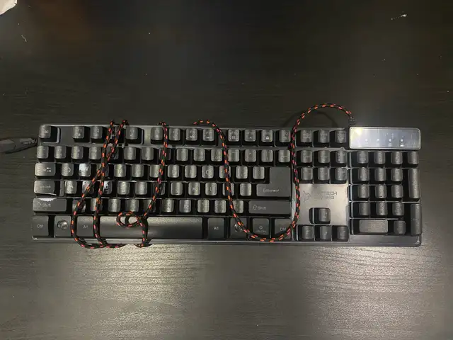 Keyboard484996689157181440