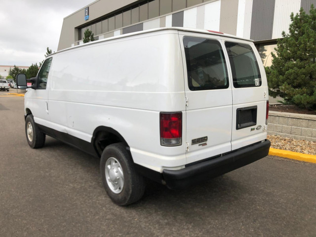 2012 Ford E-250 E-Series Cargo Van ACTIVE LOW KMS ALL WORKS in Cars & Trucks in Edmonton - Image 3